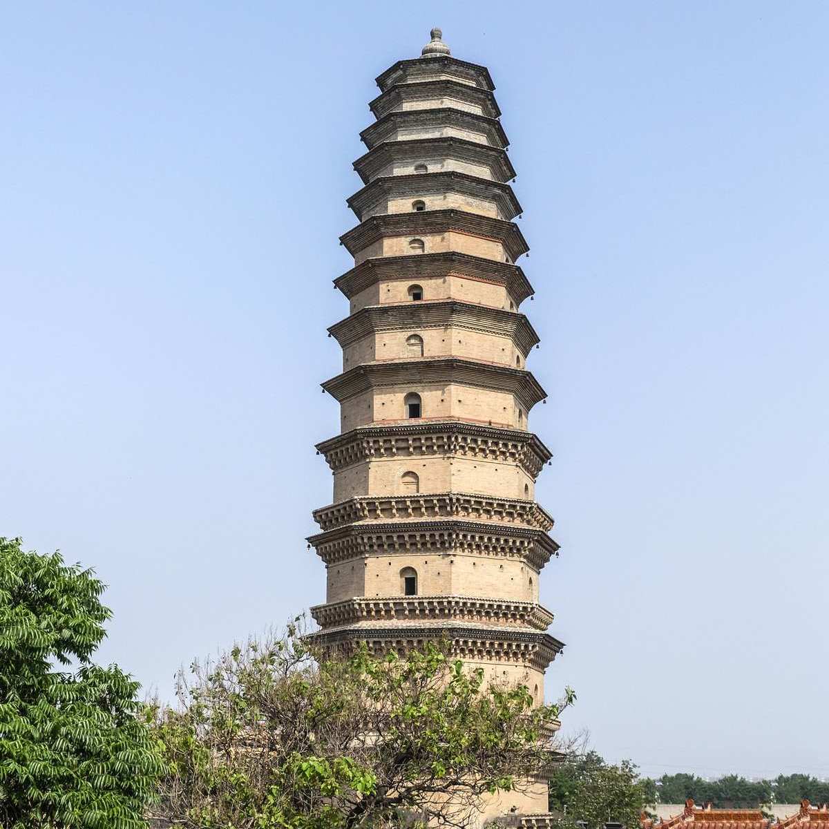 A scenic view of Yuncheng Taiping Xingguo Temple Pagoda