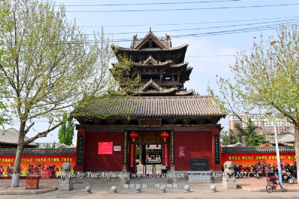 A scenic view of Yuncheng Wanrong Dongyue Temple