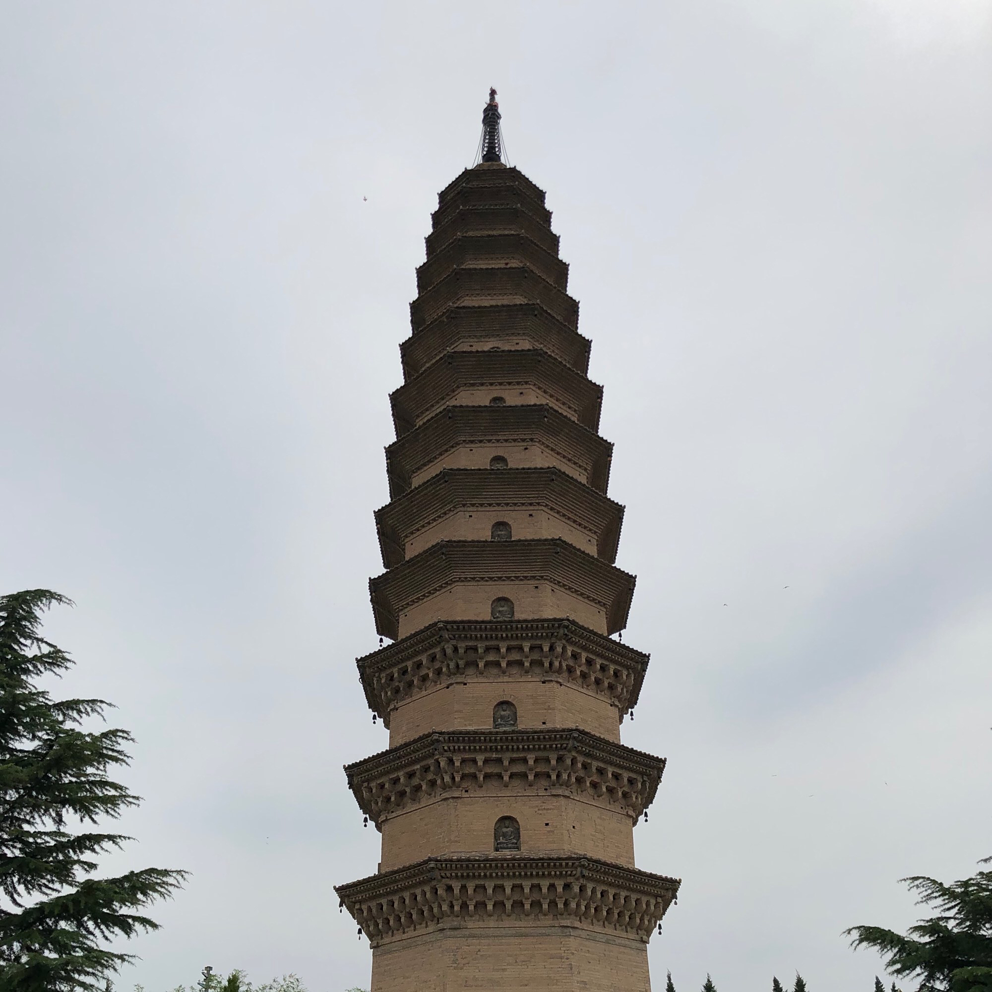 A scenic view of Yuncheng Xiangkou Shousheng Temple Brick Pagoda
