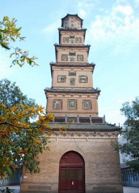 A scenic view of Yuncheng Zhangcun Shengan Temple Pagoda