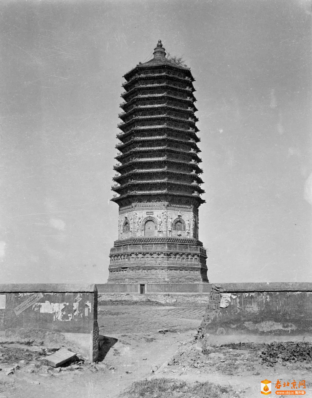 A scenic view of Yuncheng Zhonglizhuang Balong Temple Pagoda