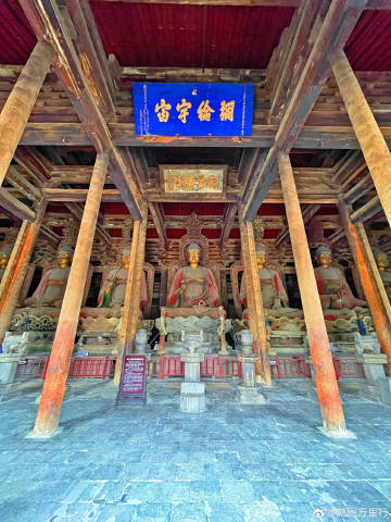 A scenic view of Zhangjiakou Fozhen Sheliluo Niluo Pagoda