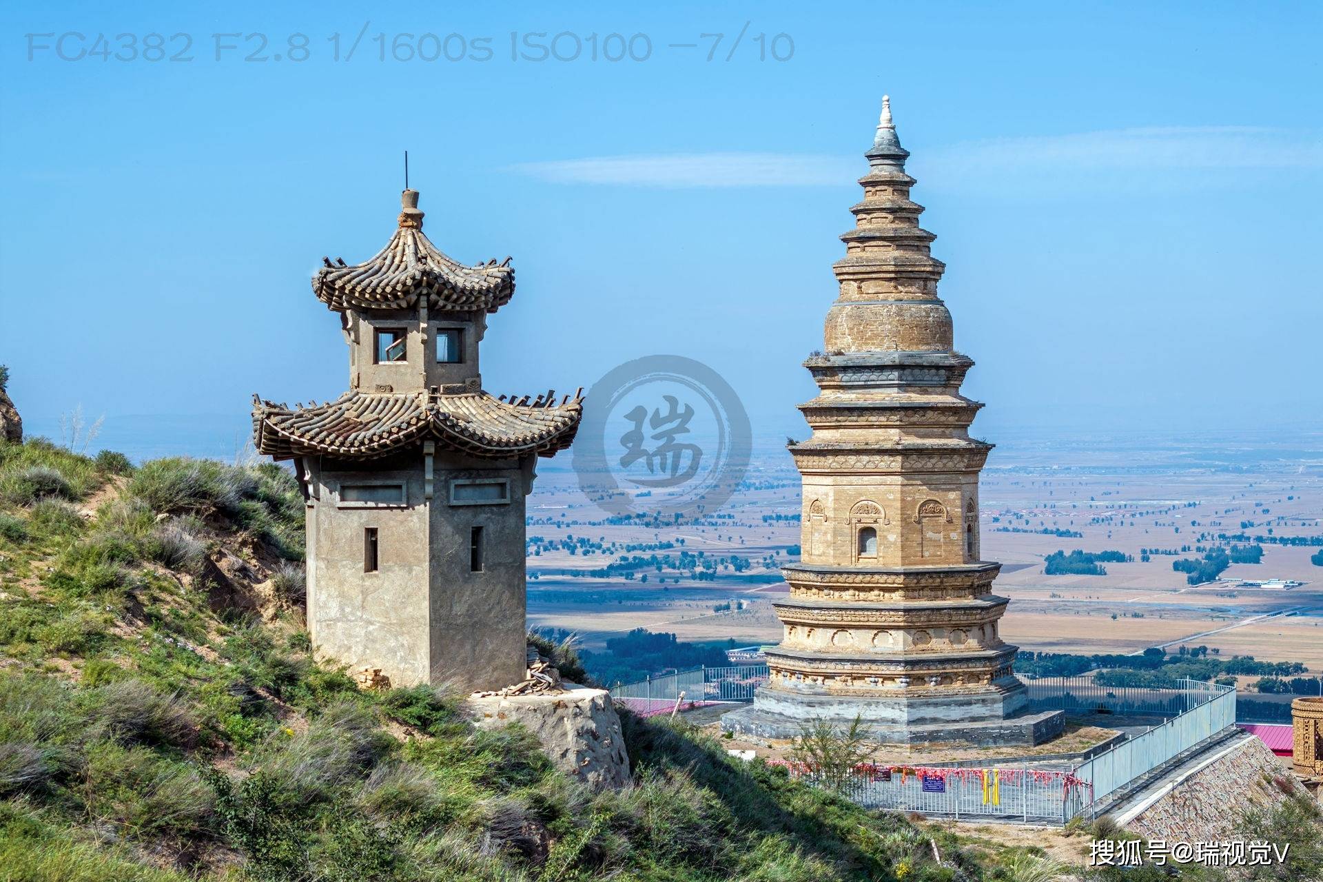 A scenic view of Zhangjiakou Gucheng Temple Chongguang Pagoda