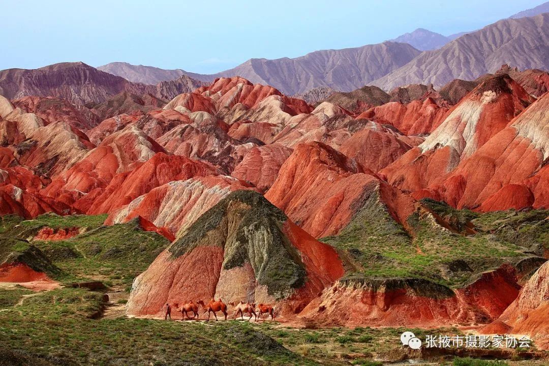A scenic view of Zhangye Dongcang