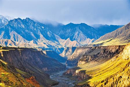 Unravel the History and Beauty of Zhangye Xihuishan Yizhi: A Must-Visit Destination