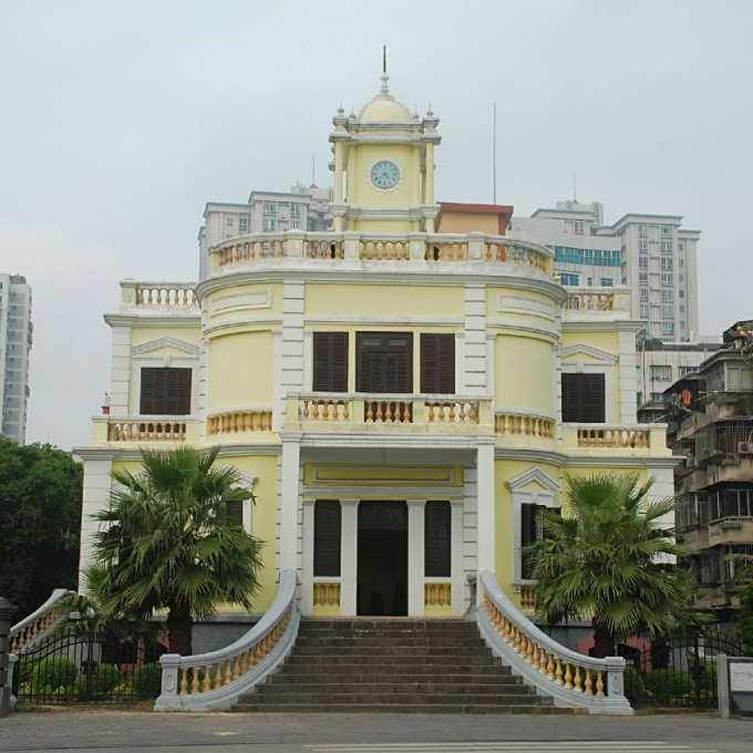 Zhanjiang’s Treasure: A Traveler’s Guide to Guangzhouwan Faguo Gongshishu Fajun Zhihuibu Jiuzhi