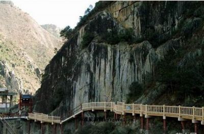 Explore the Mystical Rock Carvings of Zhaotong Yuanzi Tiji Moya Shike