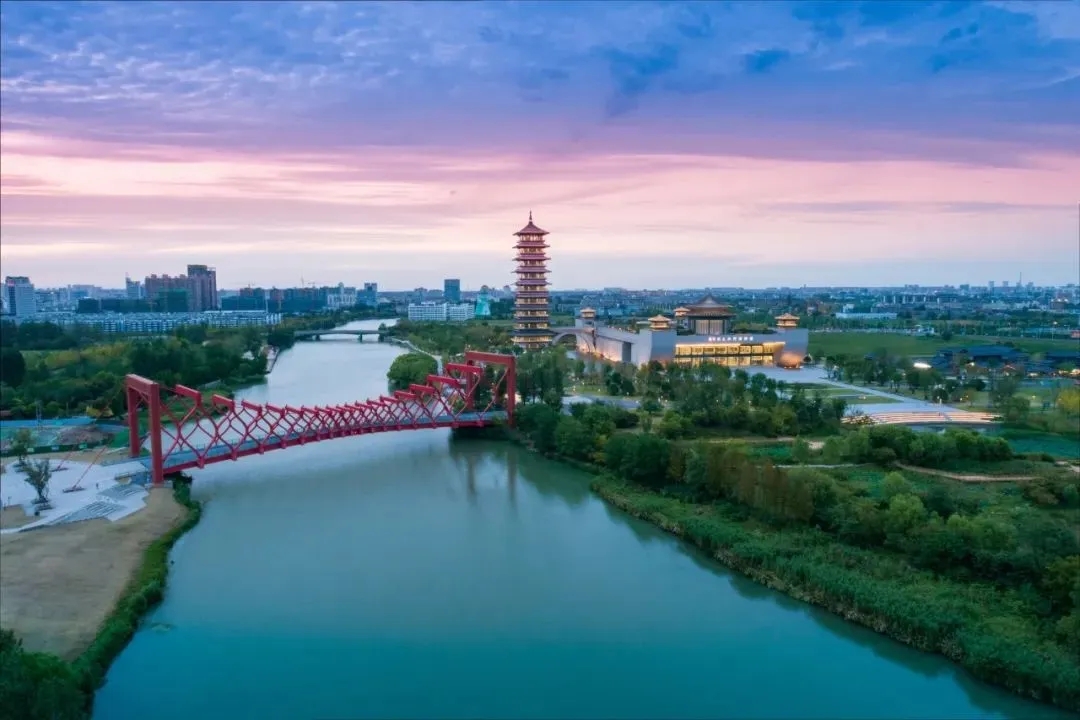 A scenic view of Zhengzhou Dayunhe Zhengzhouduan