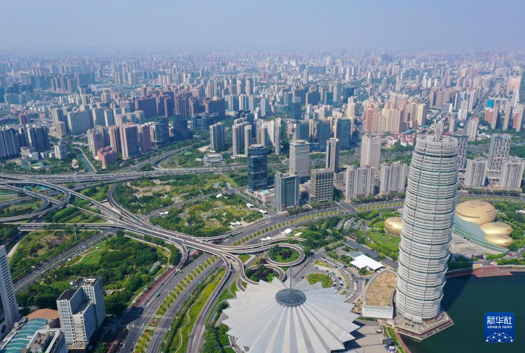 A scenic view of Zhengzhou Dayunhe Zhengzhouduan
