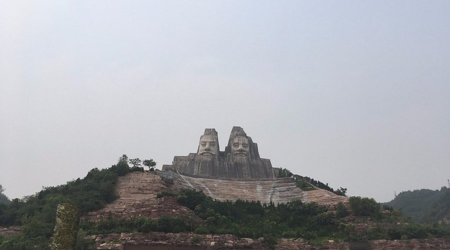 A scenic view of Zhengzhou Houzhouhuangling