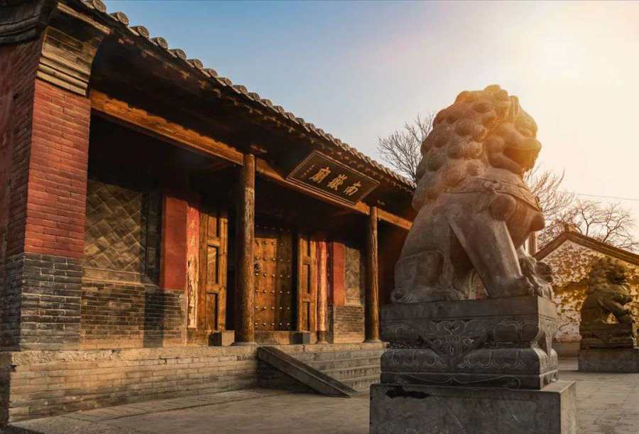 A scenic view of Zhengzhou Nanyuemiao
