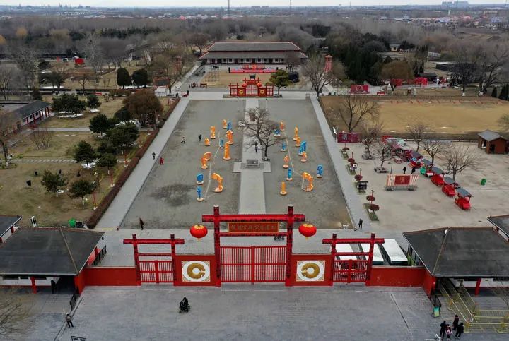A scenic view of Zhengzhou Renhezhaiyizhi