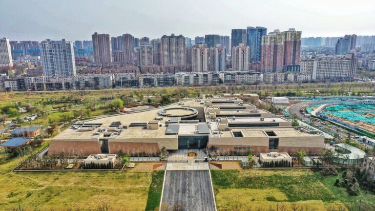 A Journey Through Zhengzhou Shangdaiyizhi: Where Tradition Meets Modernity