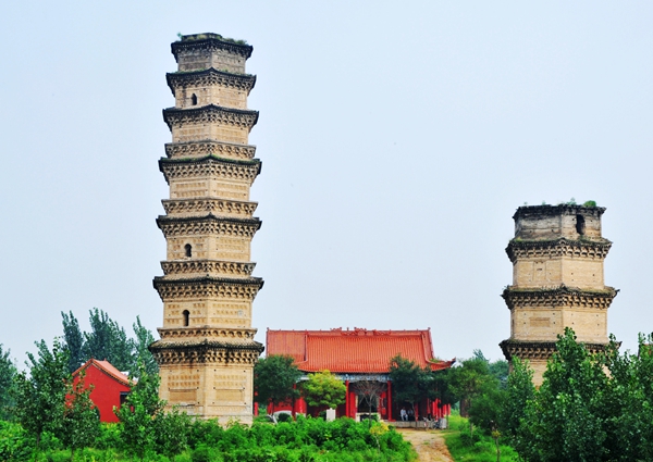 Experience Tranquility at Zhengzhou Shoushengshishuangta: A Hidden Gem in Henan
