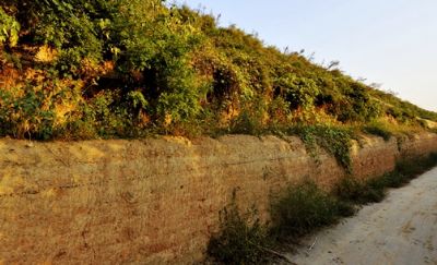 A scenic view of Zhengzhou Xingyanggucheng