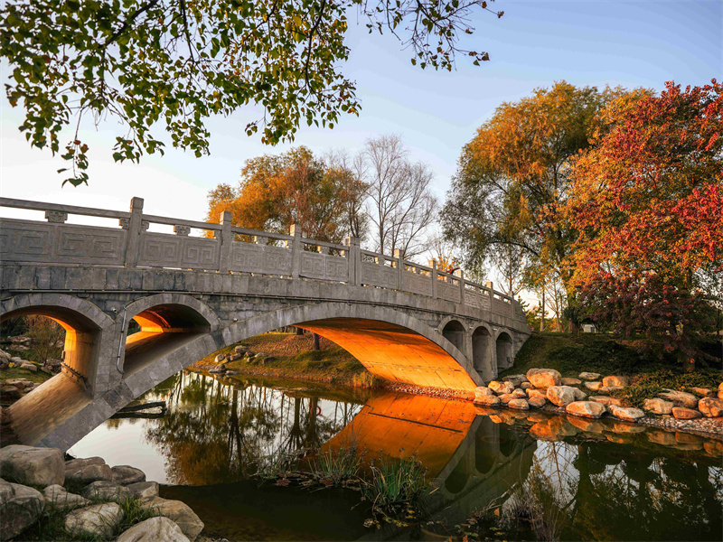 A scenic view of Zhengzhou Yuanlinggucheng