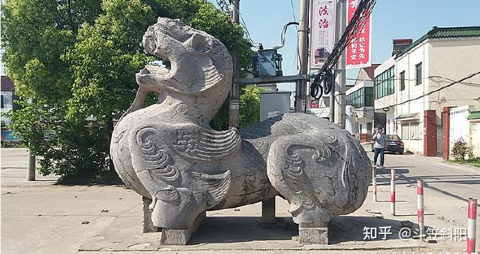 A scenic view of Zhenjiang Danyang Nanchao Lingmu Shike