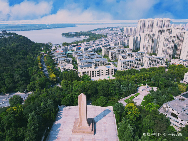 Discover the Historical Charm of Zhenjiang Tiewengcheng Yizhi: A Travel Guide