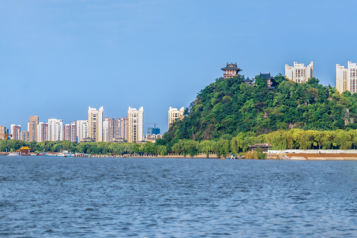 A scenic view of Zhenjiang Yandunshan Mudi
