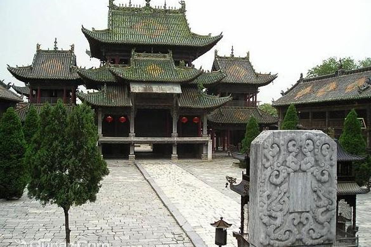 A scenic view of Zhumadian Baoyansita