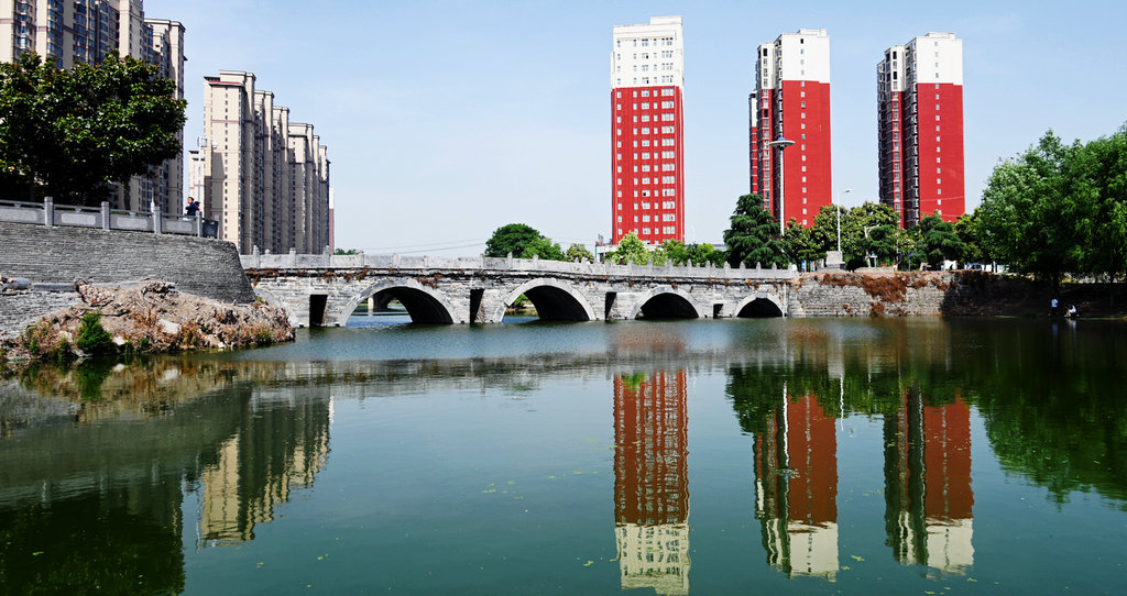 A scenic view of Zhumadian Runingshiqiao