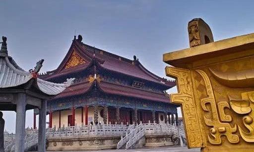 A scenic view of Zhumadian Tiantangsyizhi