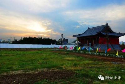 A scenic view of Zhumadian Zhengyangshique