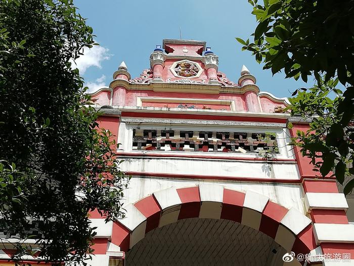 A scenic view of Zigong Zhangboqing Gongguan